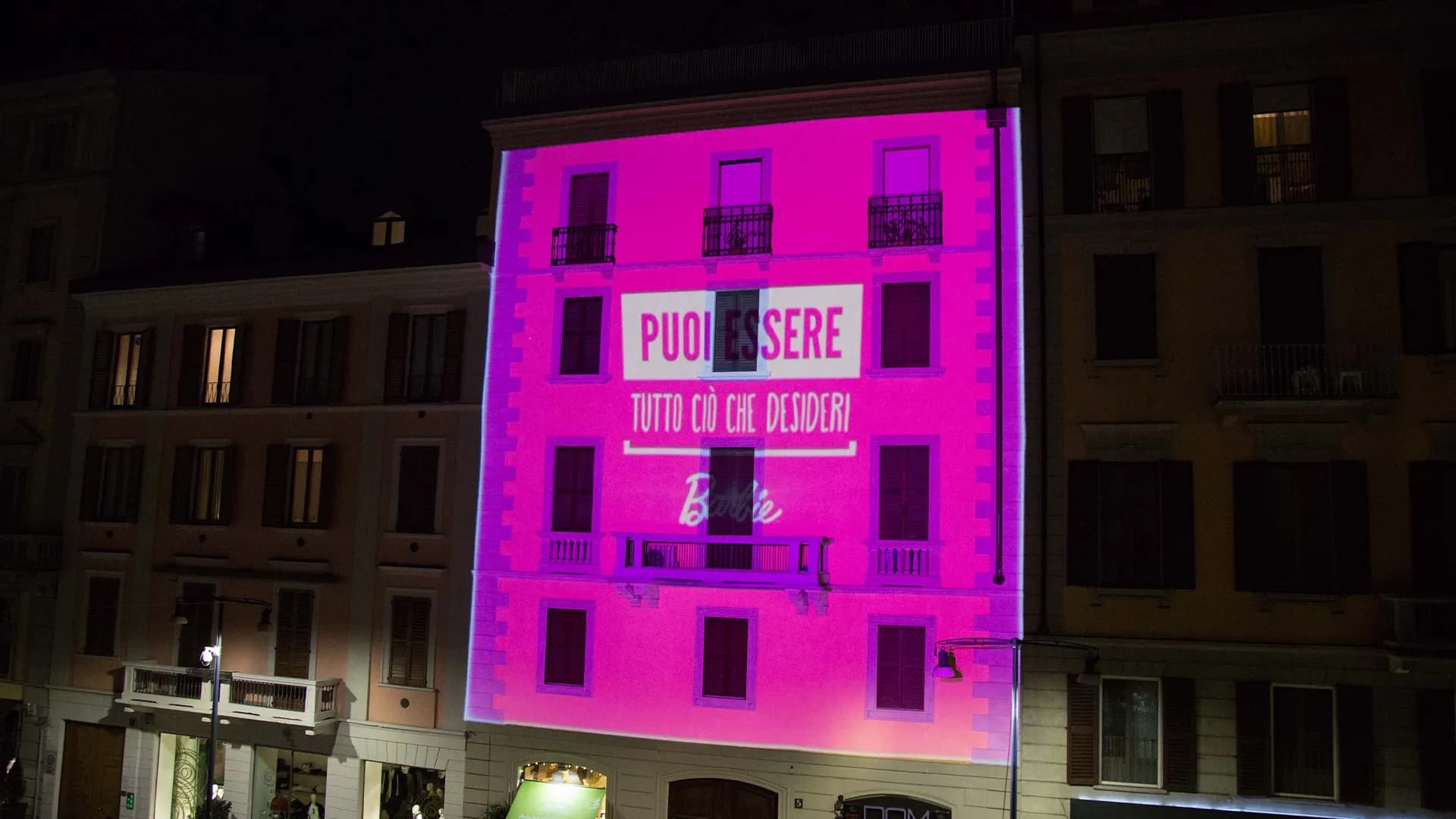La Casa dei Sogni di Barbie - Barbie (04)
